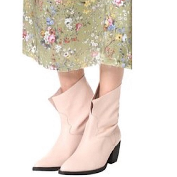 Free People Shoes - Free People Rare Twilight Western Leather Fold Over Ankle Boots Booties Cream